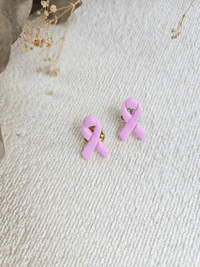 Pin’s Octobre Rose – création artisanale Petit Trésor