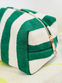 Pochette rayée verte en éponge