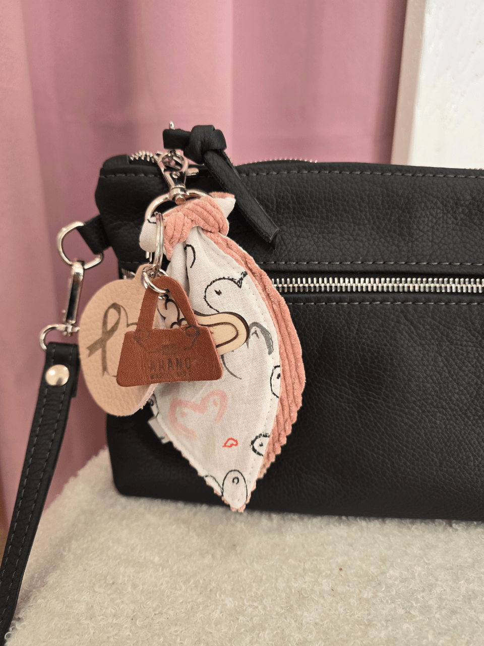 Bijou de sac & porte-clés édition Octobre Rose