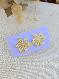 Puces d’oreilles fleur – Petit Trésor