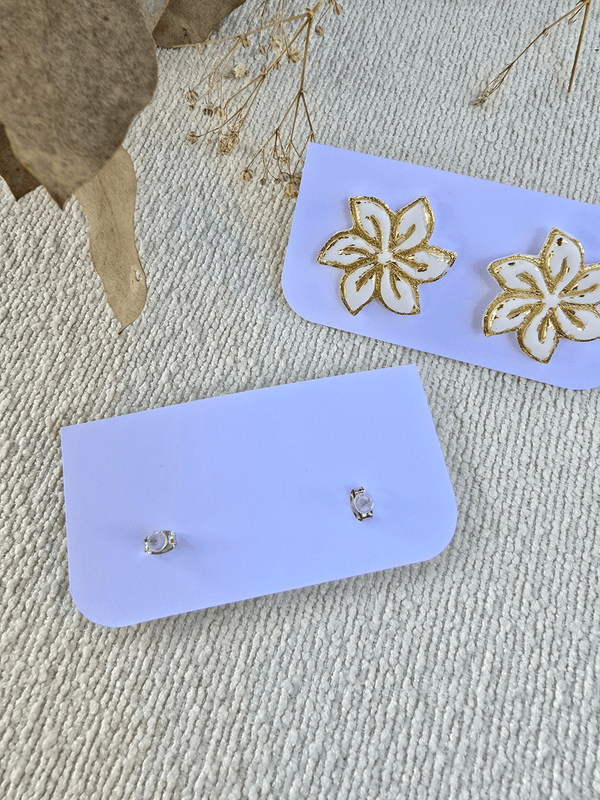 Puces d’oreilles fleur – Petit Trésor