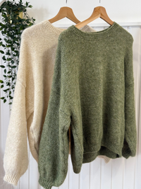 Pull femme doux et duveteux – Écru ou vert olive