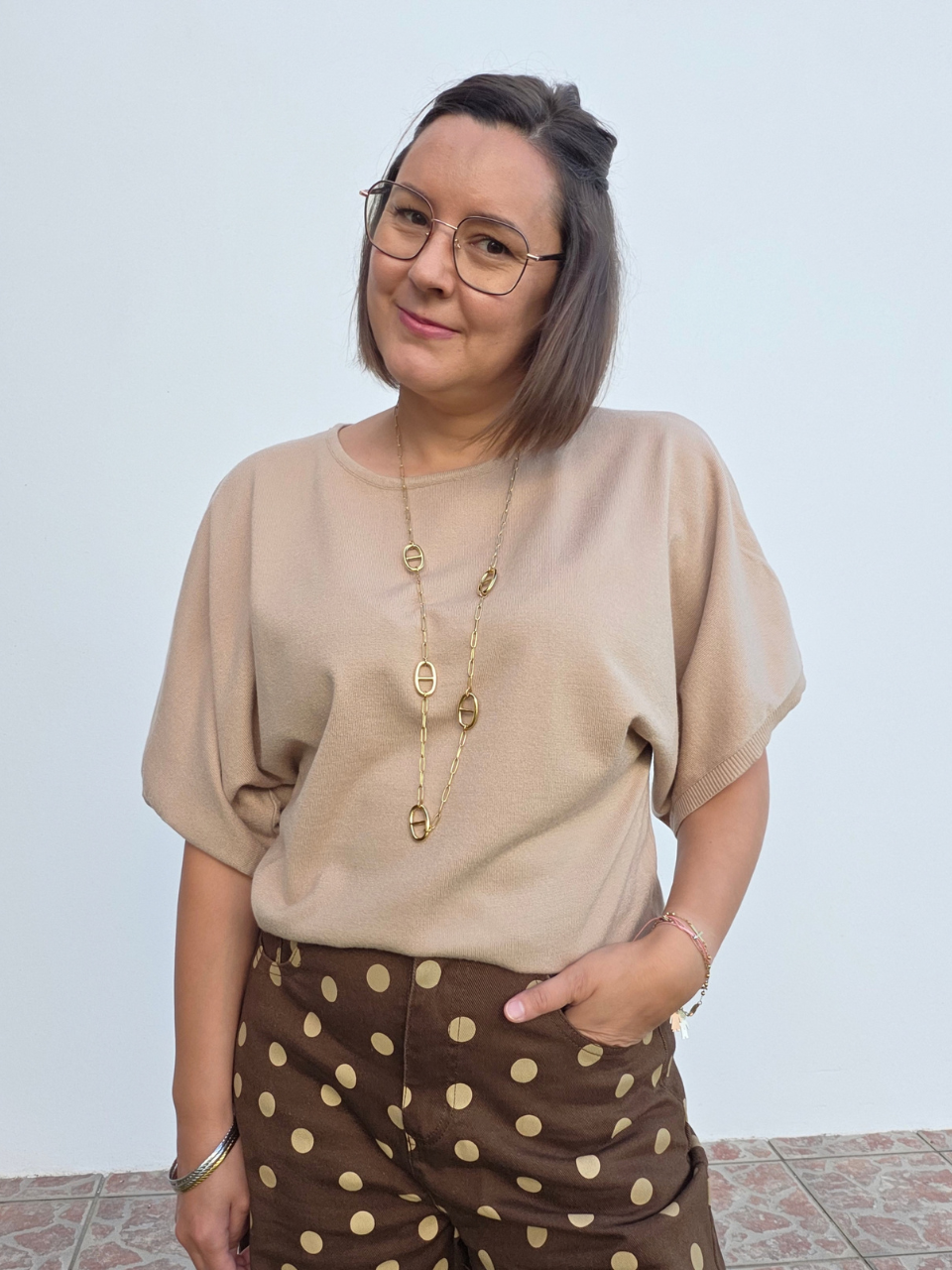 Pull beige manches chauve-souris courtes