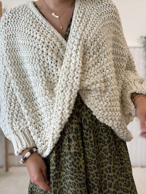 Pull large femme grosse maille croisé col V