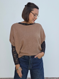 Pull marron oversize