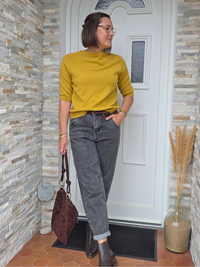 Look automne femme pull moutarde et jean gris