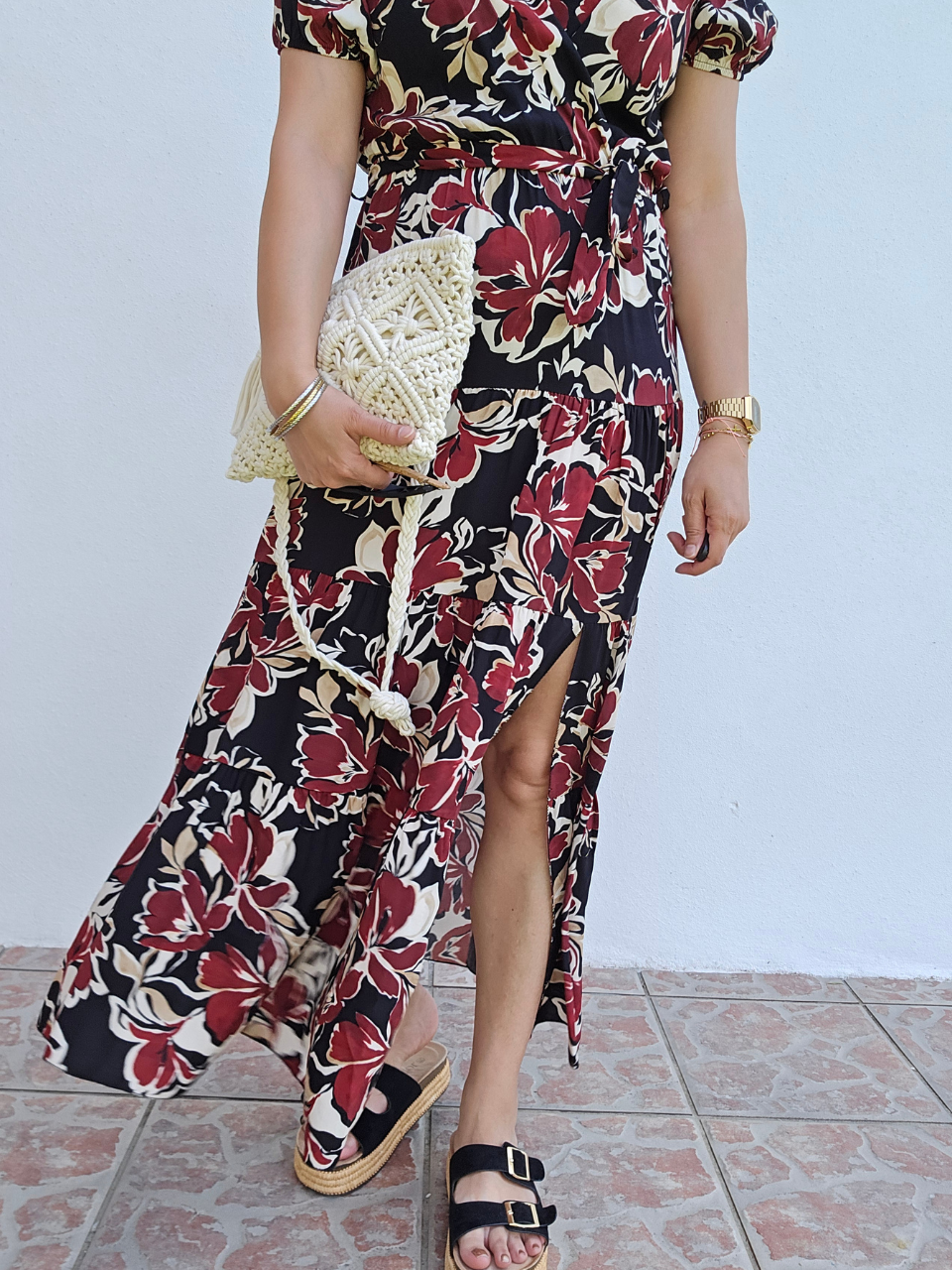 Robe longue fleurie cache-cœur – noir ou kaki – taille unique