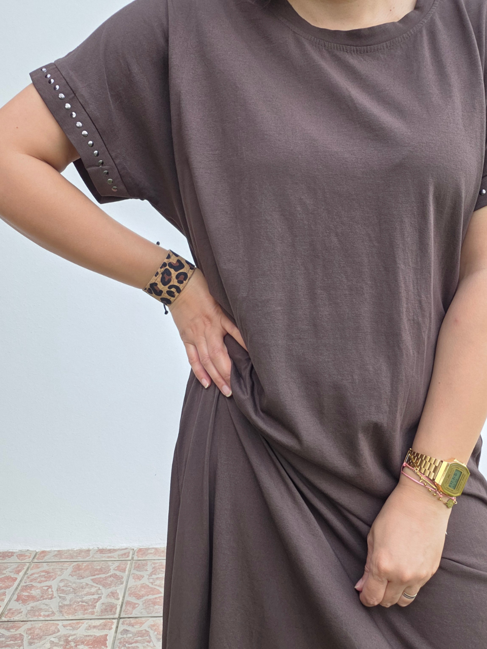 Robe longue tee-shirt détails cloutés – taille unique