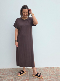 Robe longue tee-shirt détails cloutés – taille unique