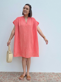 Robe d'été rayée corail coupe oversize