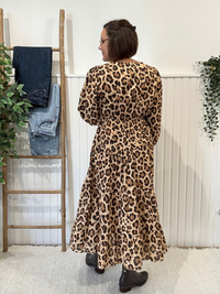 Robe longue léopard beige femme manches longues