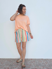 Look short femme en éponge rayée multicolore