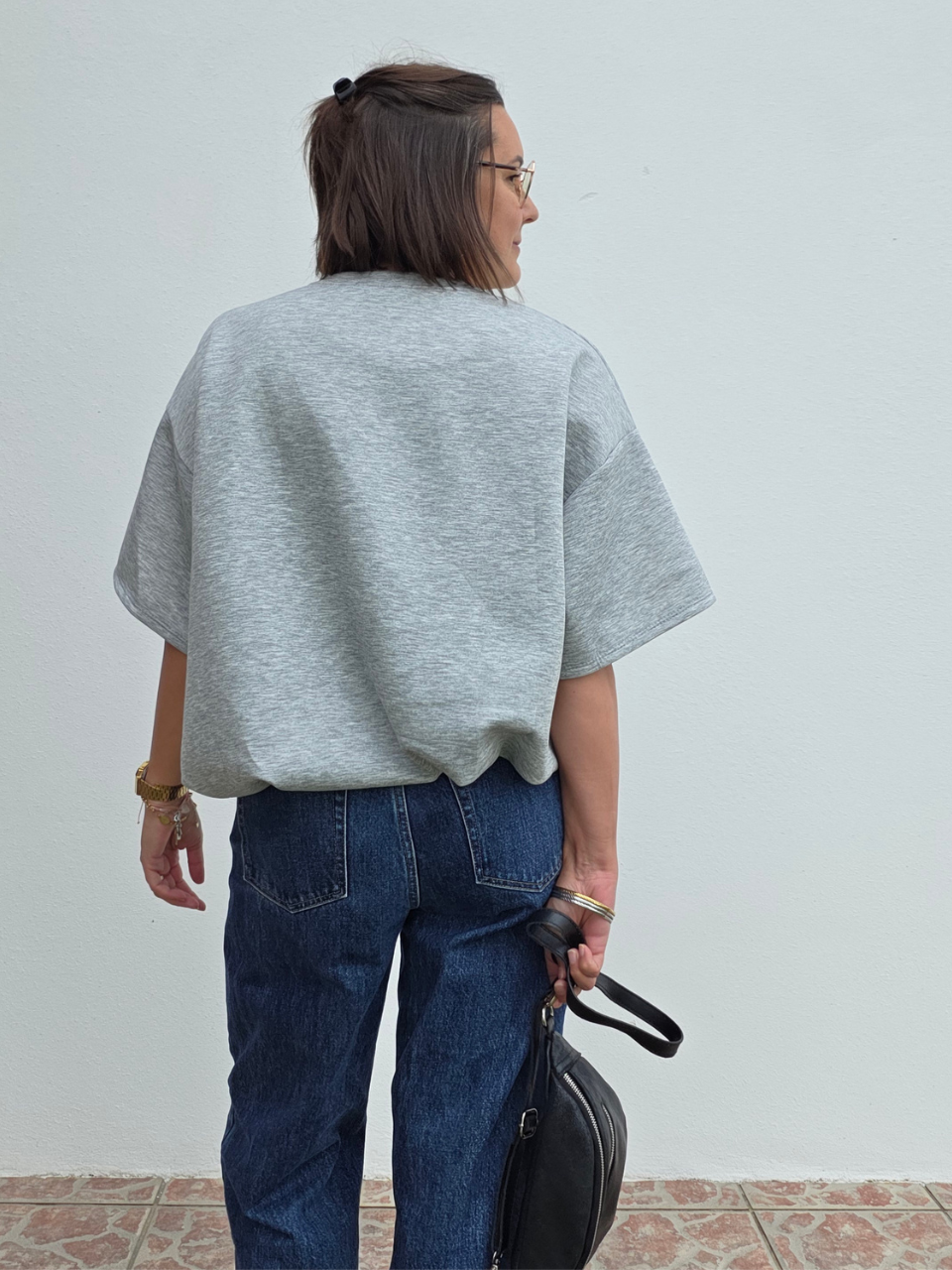 Sweat manches courtes gris oversize effet boule