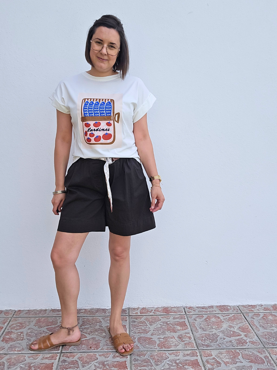 Look tee shirt sardine et short marron