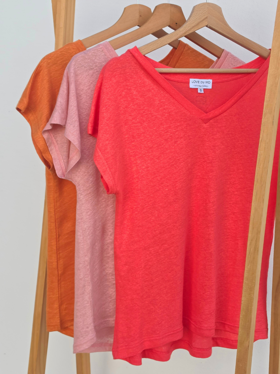 Tee-shirt en lin col V – Love by MD