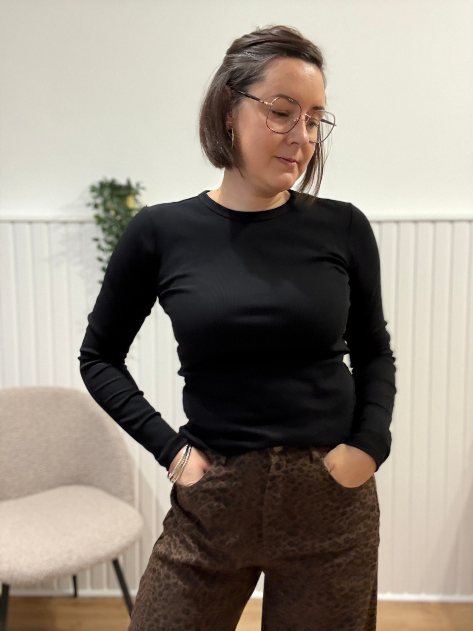 Haut manches longues noir femme Oraije près du corps