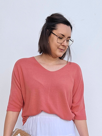 Tee-shirt maille légère col V vieux rose