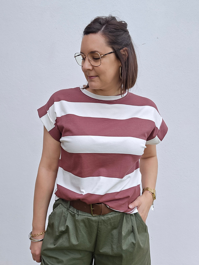 Tee-shirt rayé larges rayures – marine ou marron