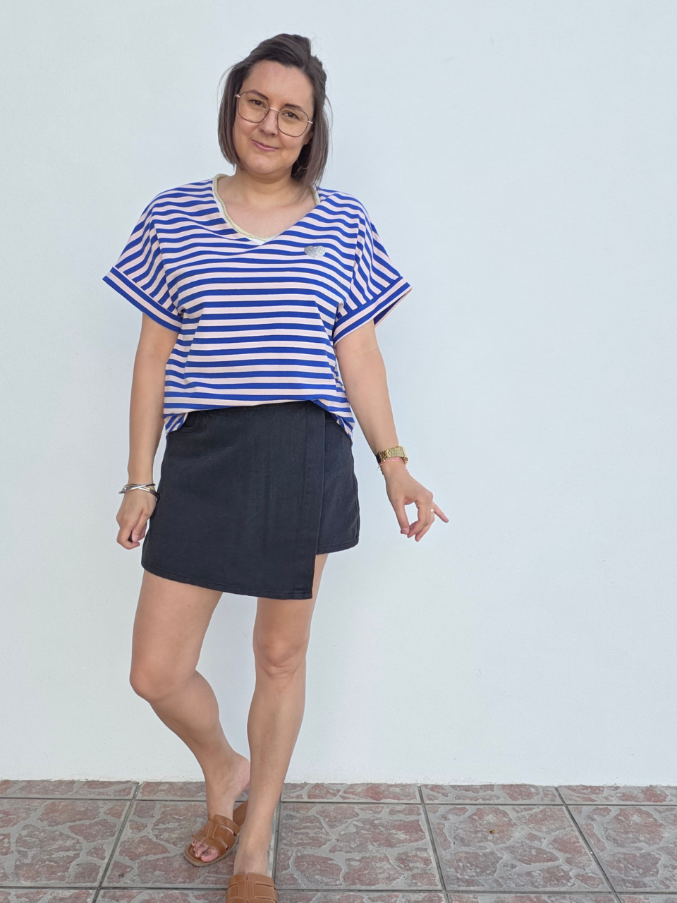 Tee-shirt rayé femme col V doré cœur pailleté – Bleu/Rose ou Beige/Camel