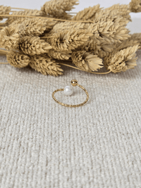 Bague croisée dorée perle & boule