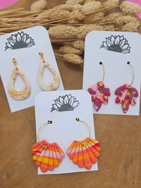 Boucles d'oreilles artisanales en argile polymère et acier inoxydable – Petit Trésor