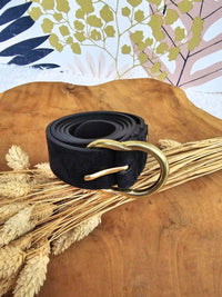 Ceinture en daim boucle dorée