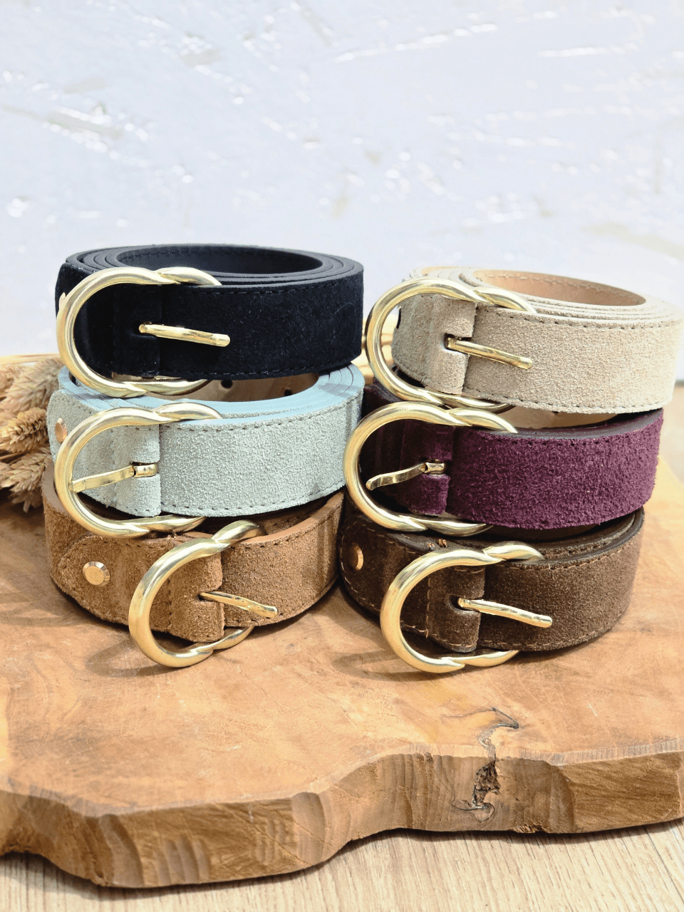 Ceinture en daim boucle dorée