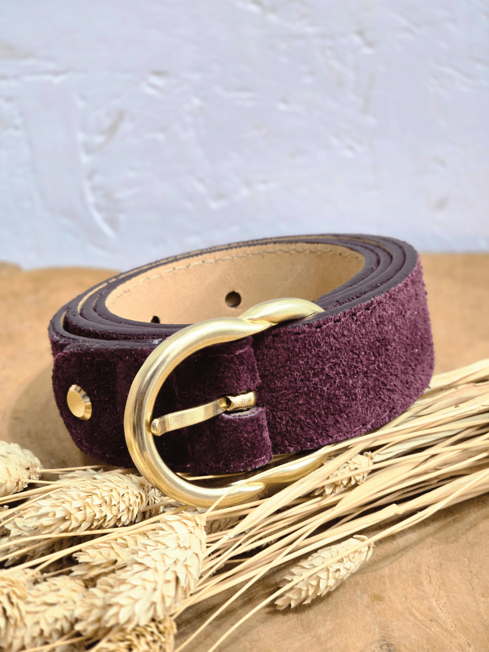 Ceinture en daim boucle dorée