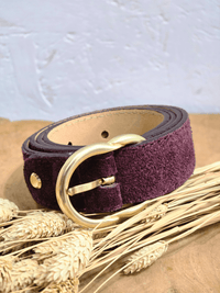 Ceinture en daim boucle dorée