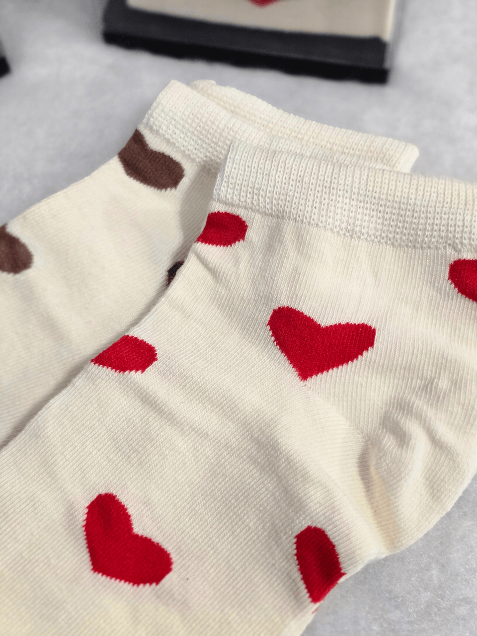 Chaussettes courtes cœur femme – Rouge ou choco