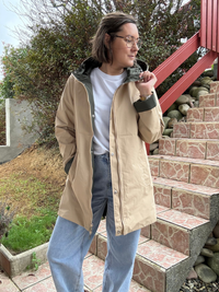 Imperméable réversible femme kaki et beige déperlante à capuche