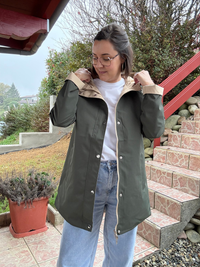 Imperméable réversible femme kaki et beige déperlante à capuche