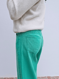 Jean femme coupe barrel vert délavé
