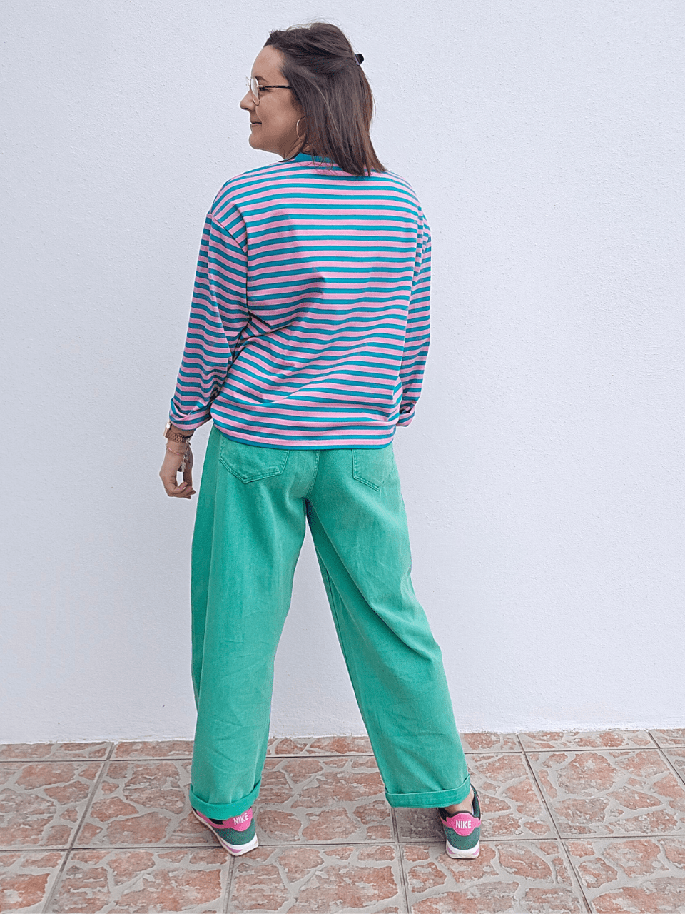 Jean femme coupe barrel vert délavé