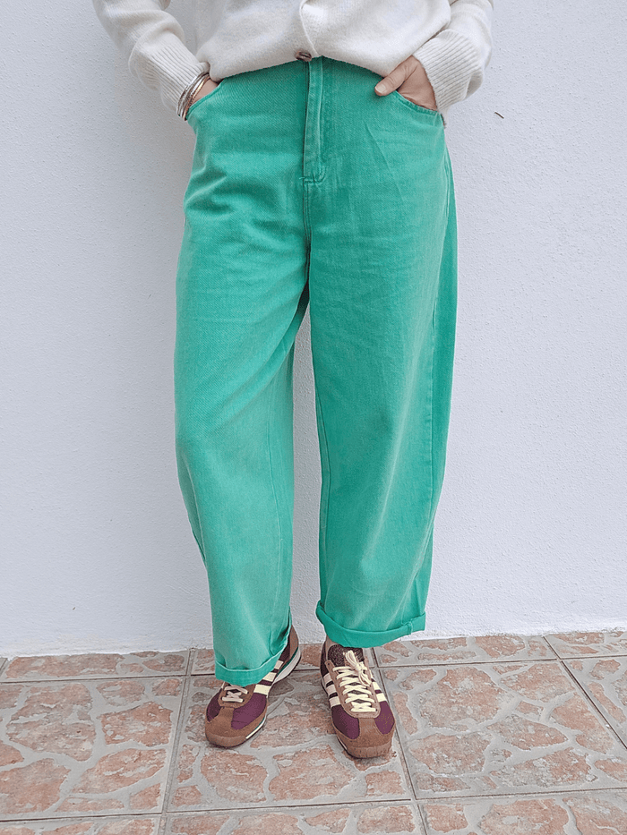 Jean femme coupe barrel vert délavé