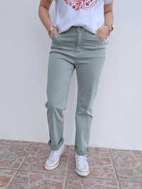 Jean femme straight vert sauge