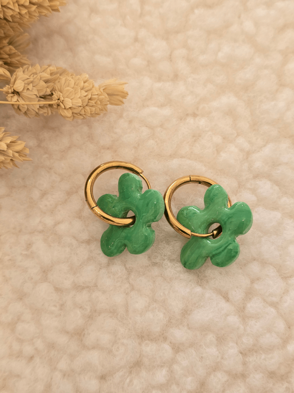 Pampilles ondulées boucles d’oreilles – Création artisanale française | Petit Trésor