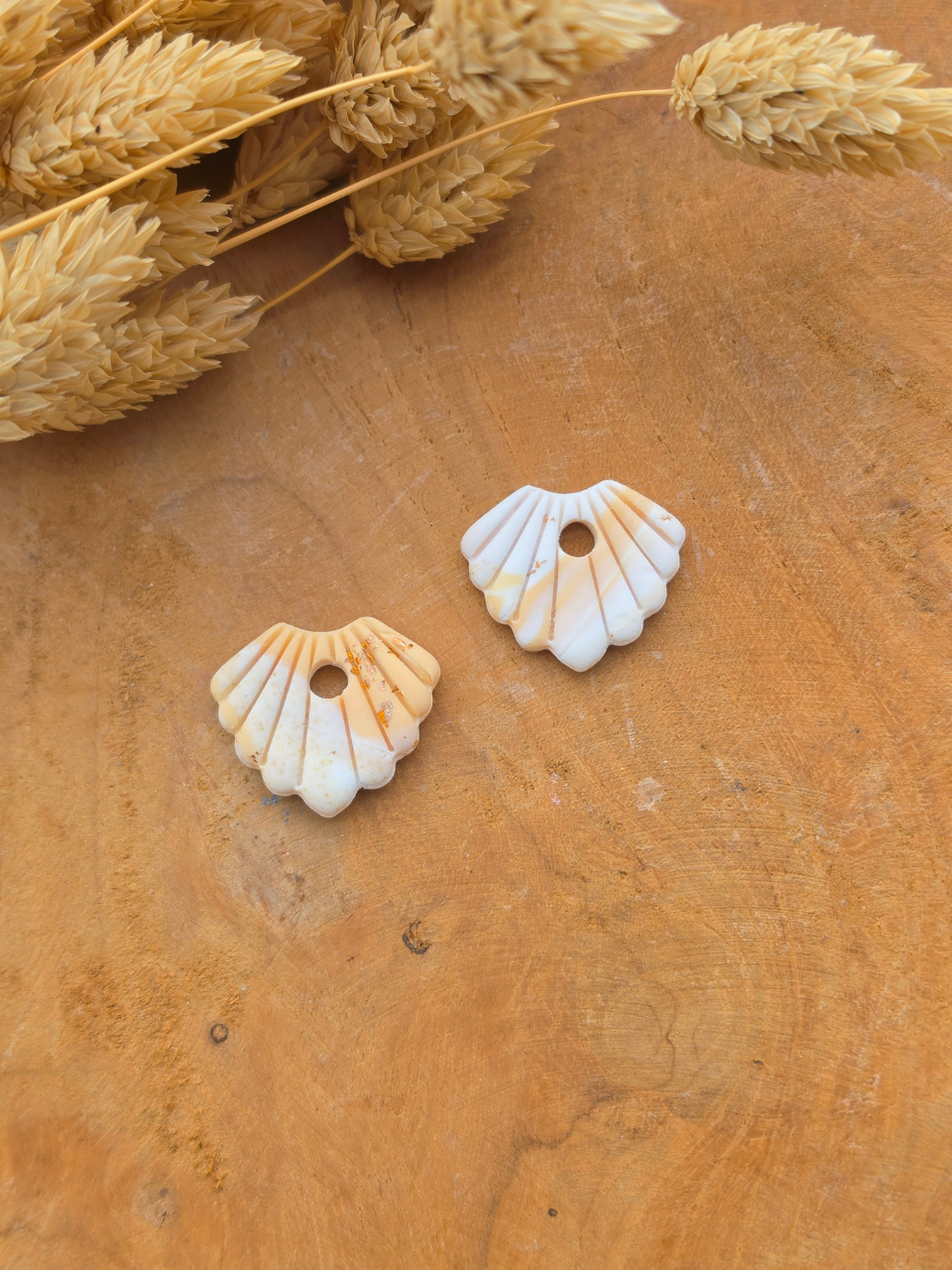 Pampilles coquillage artisanales en argile pour créoles