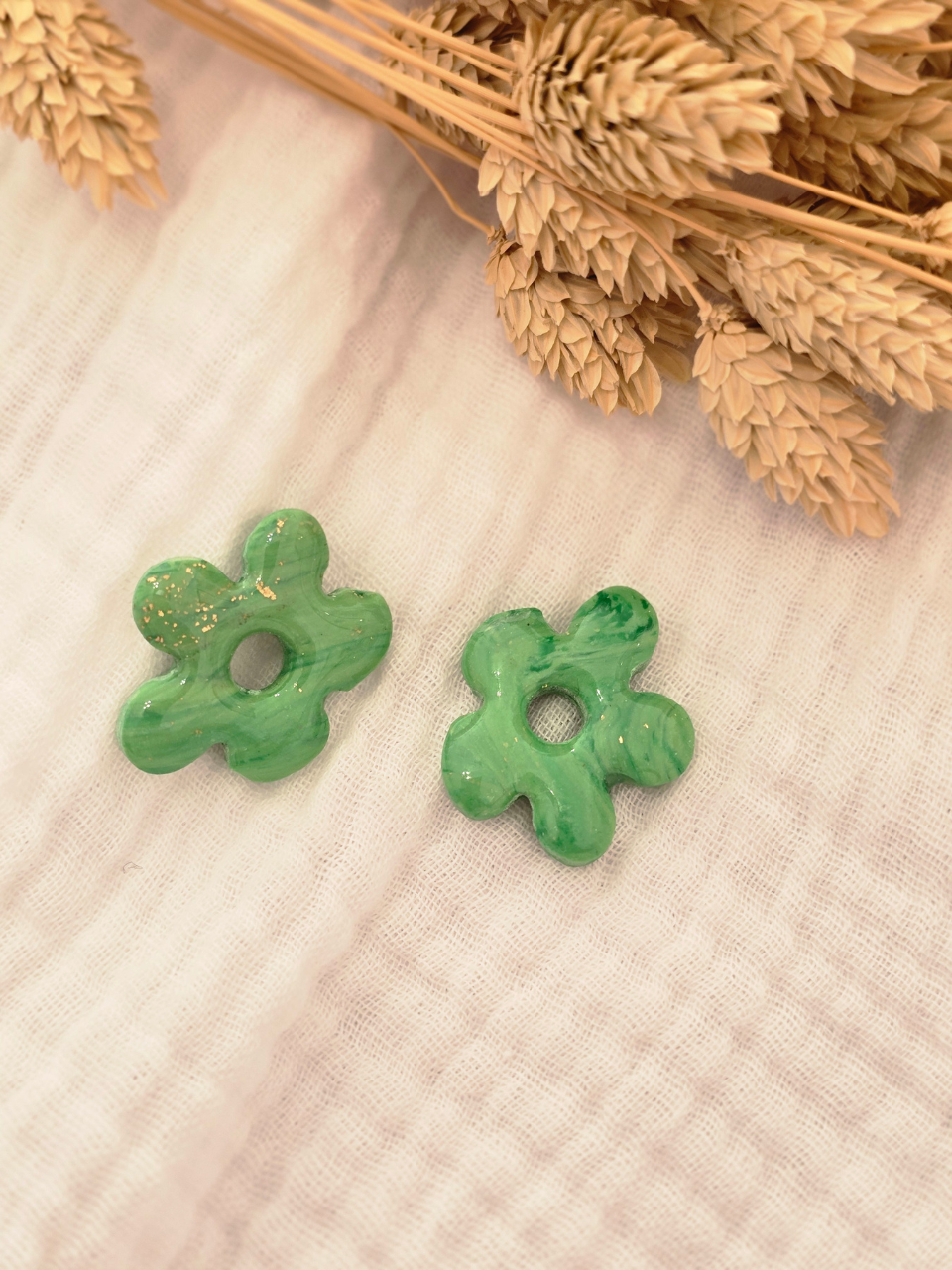 Pampilles ondulées boucles d’oreilles – Création artisanale française | Petit Trésor