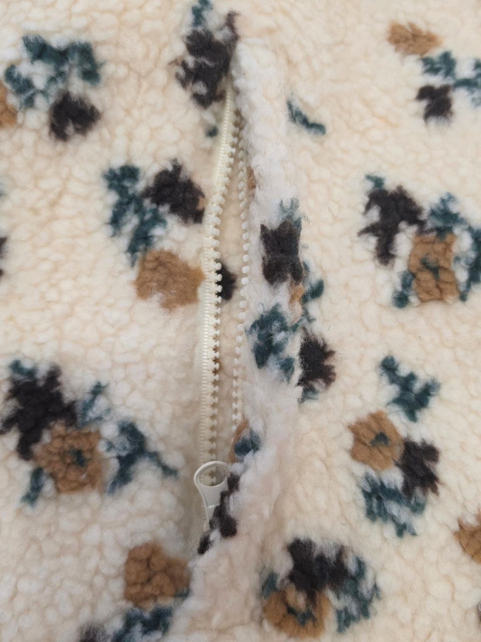 Gilet moumoute fleuri femme sans manches