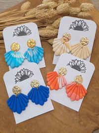 Boucles d'oreilles coquillage artisanales en argile polymère – Petit Trésor