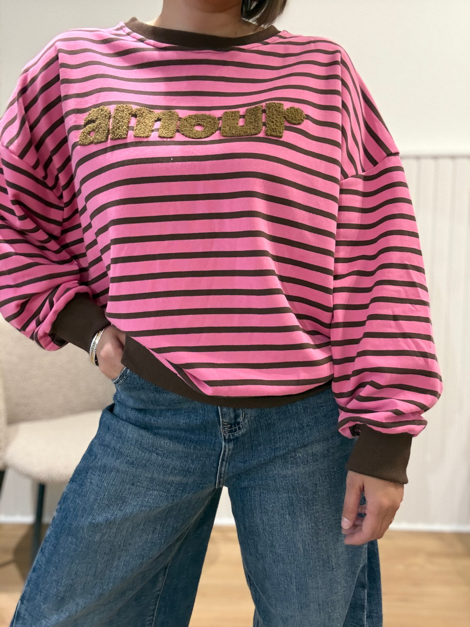 Sweat femme rayé rose et marron Amour – Coupe oversize
